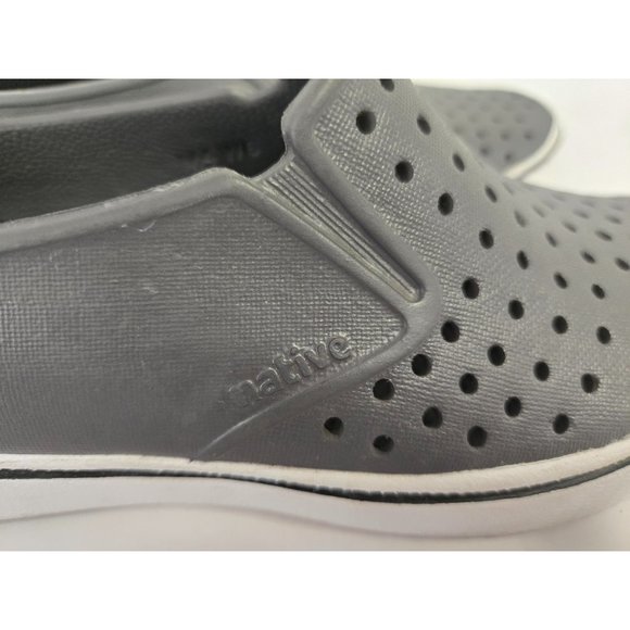 Native Miles Child Lightweight Slip-On Wide Fit Size M4 W6 - Picture 4 of 7